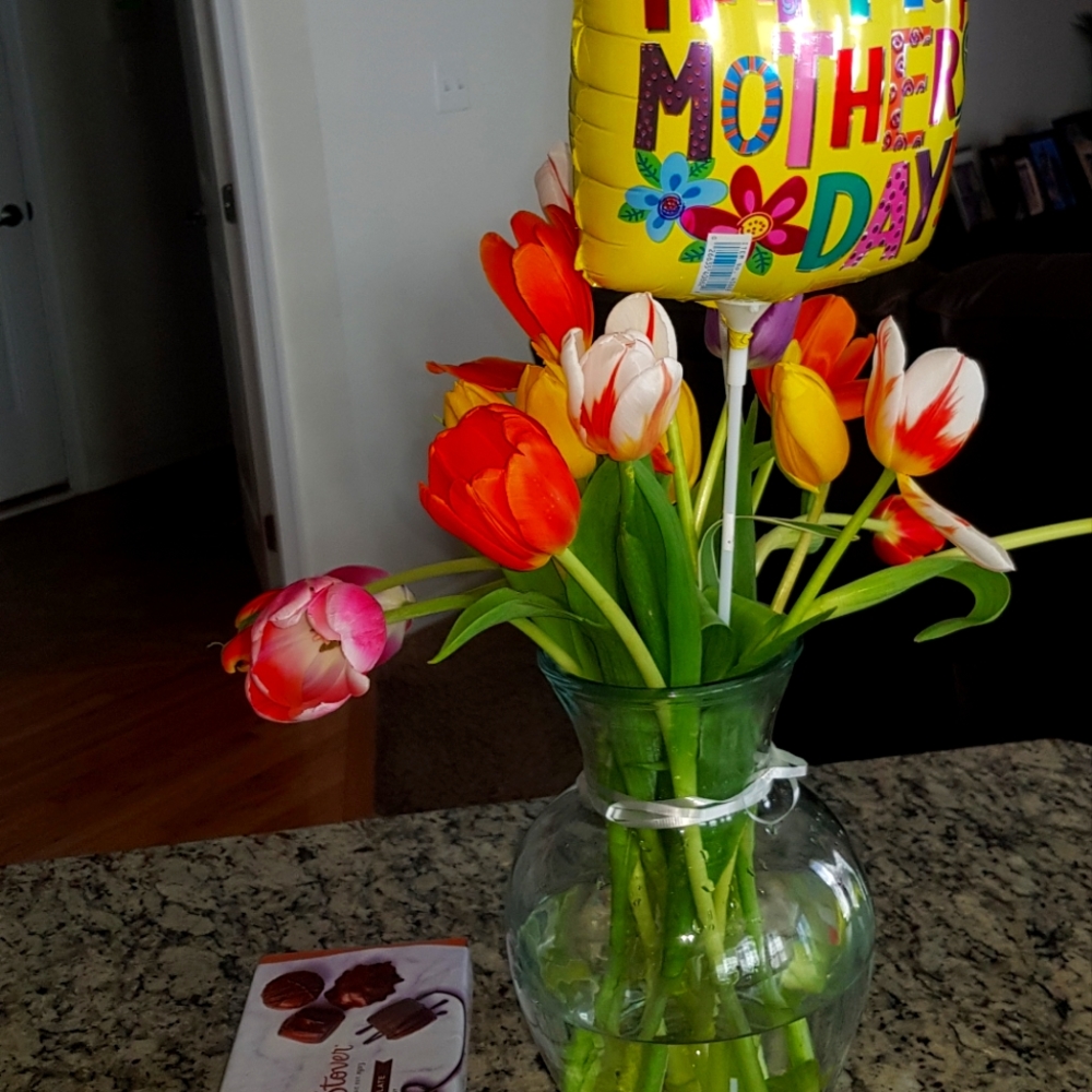 Meet your Posher, Muna